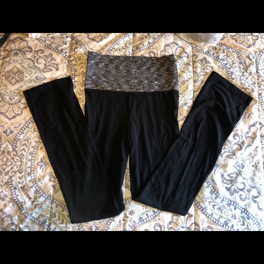 YOGA PANTS
